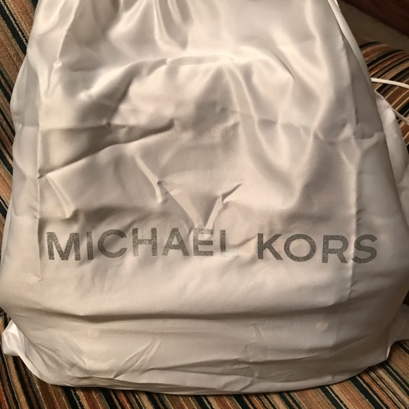 Michael Kors - Picture 9 of 14